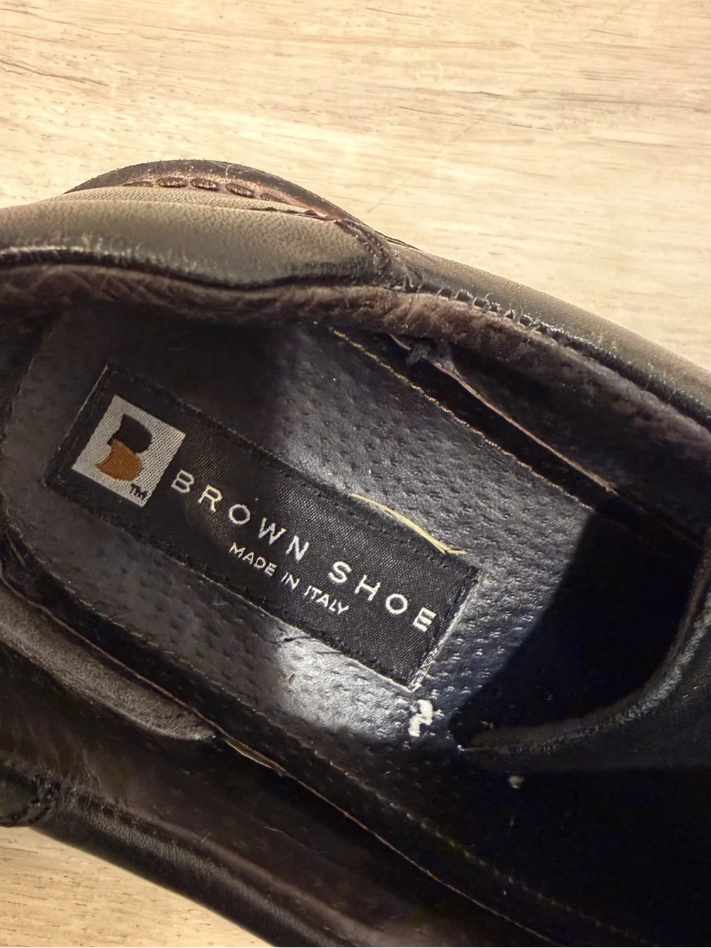 EUC BROWN Shoe Black Leather Men’s Size 11M, Made in Italy